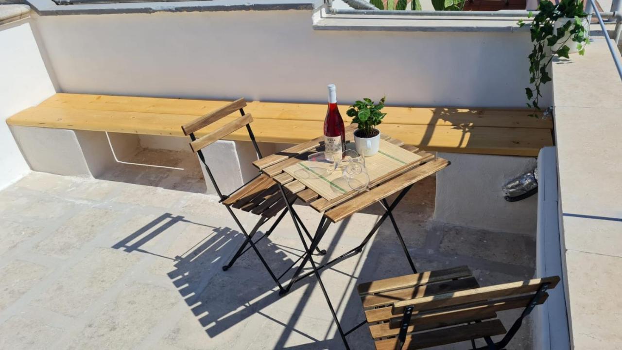 Dimora La Terrazza Apartment โปลีญาโนอามาเร ภายนอก รูปภาพ
